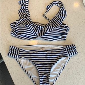 Vineyard vines striped swimsuit